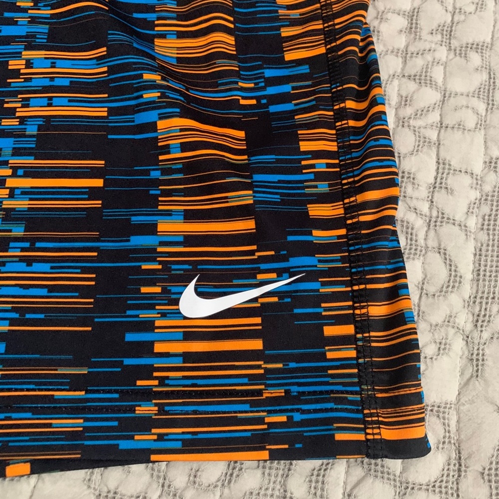 Nike Basketball Shorts - Picture 3 of 3